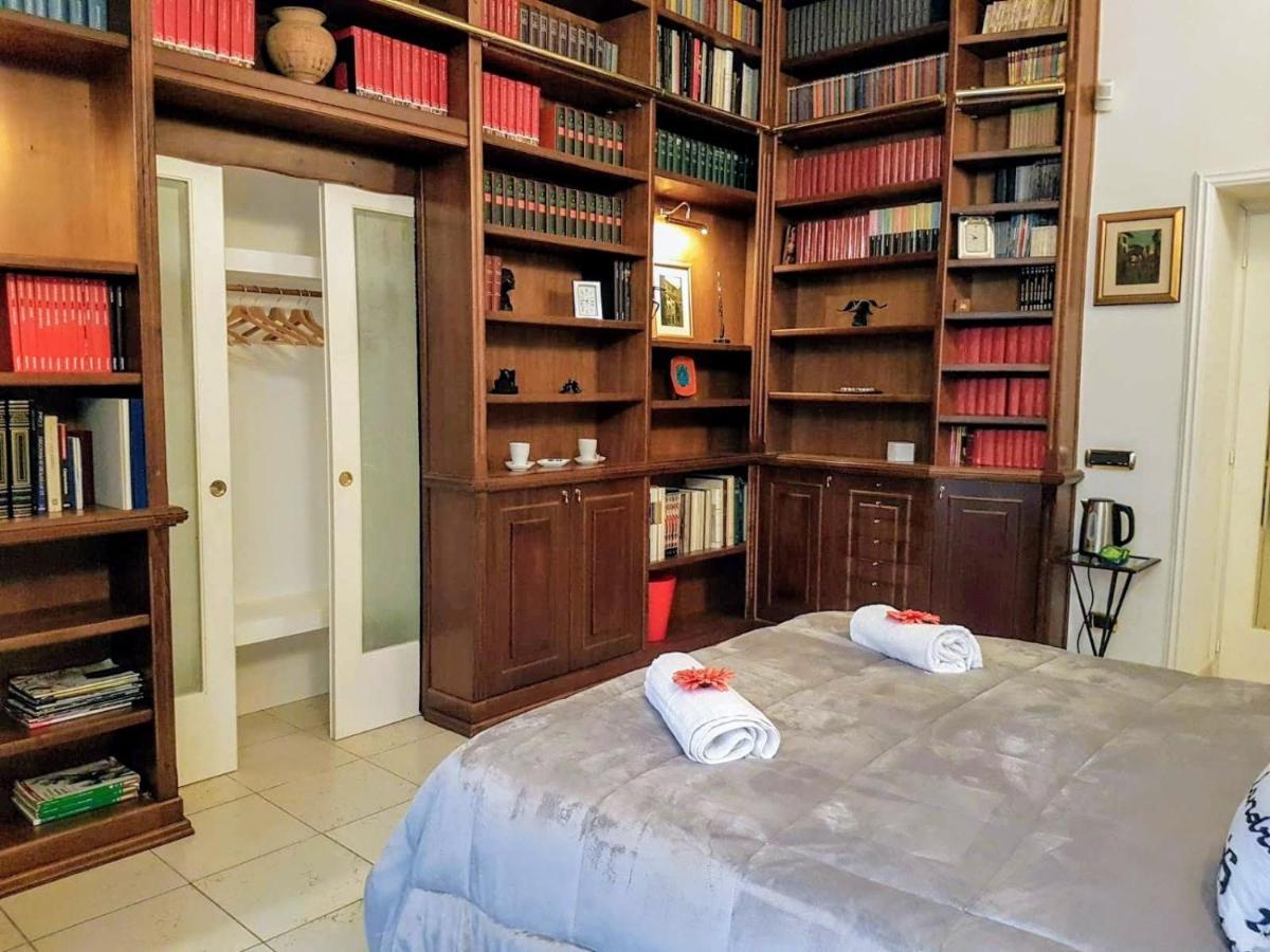 Suite Ottocento Napoletano Neapel Exteriör bild