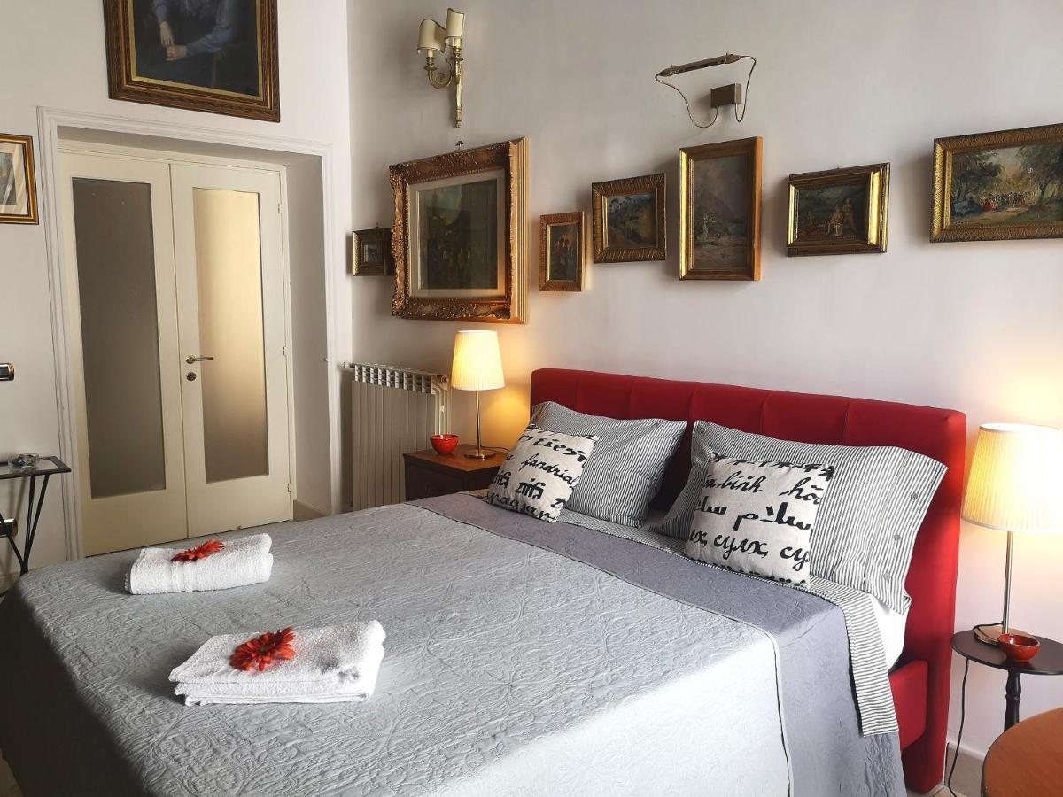 Suite Ottocento Napoletano Neapel Exteriör bild